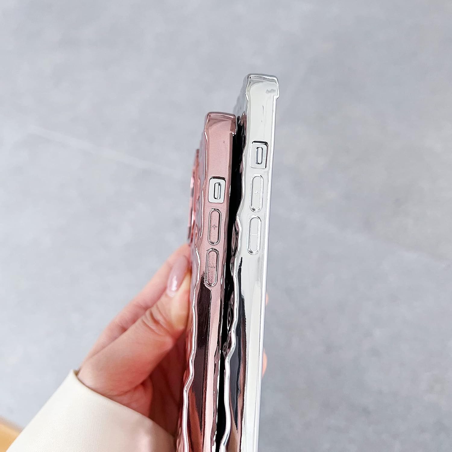 Funda compatible con iPhone 15 Pro Max, diseño de lujo, diseño de lámina, plisada, para mujer, de silicona brillante, con purpurina, funda
