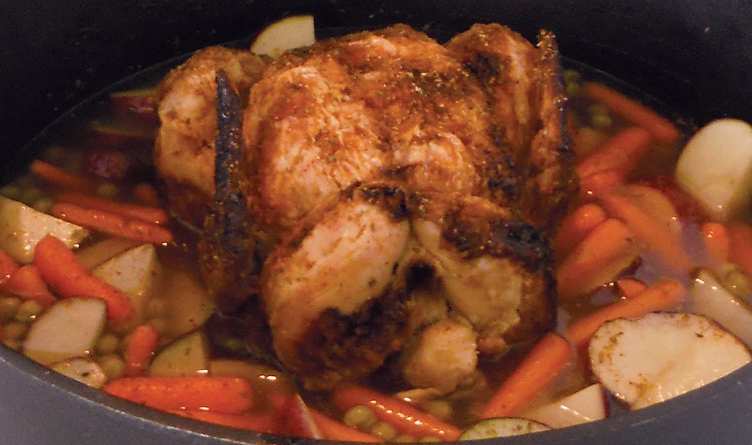 King Kooker Horno holandés de hierro fundido sazonado de 16 cuartos de galón con tapa de hierro fundido, color negro (CI16SA)