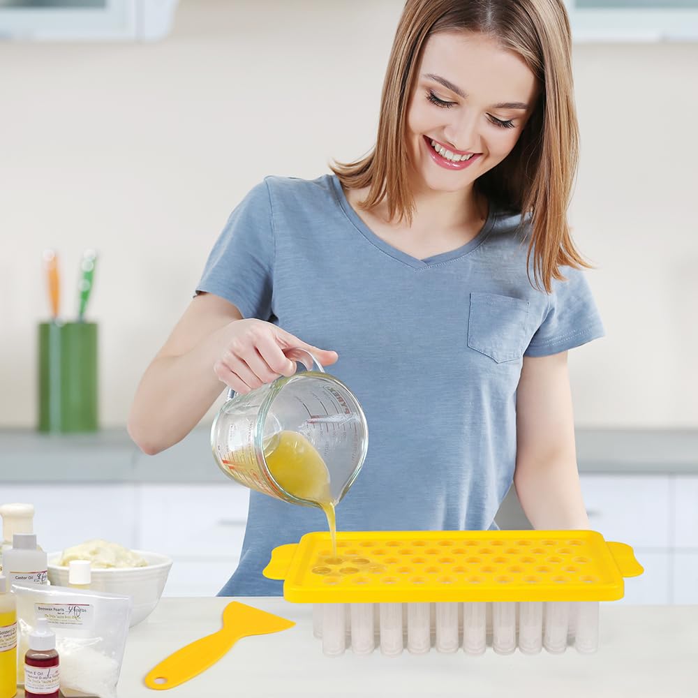 LotFancy Tubos de bálsamo labial con bandeja de llenado y espátula, 50 unidades de 0.2 fl oz (316 onzas) recipientes de bálsamo labial transparentes