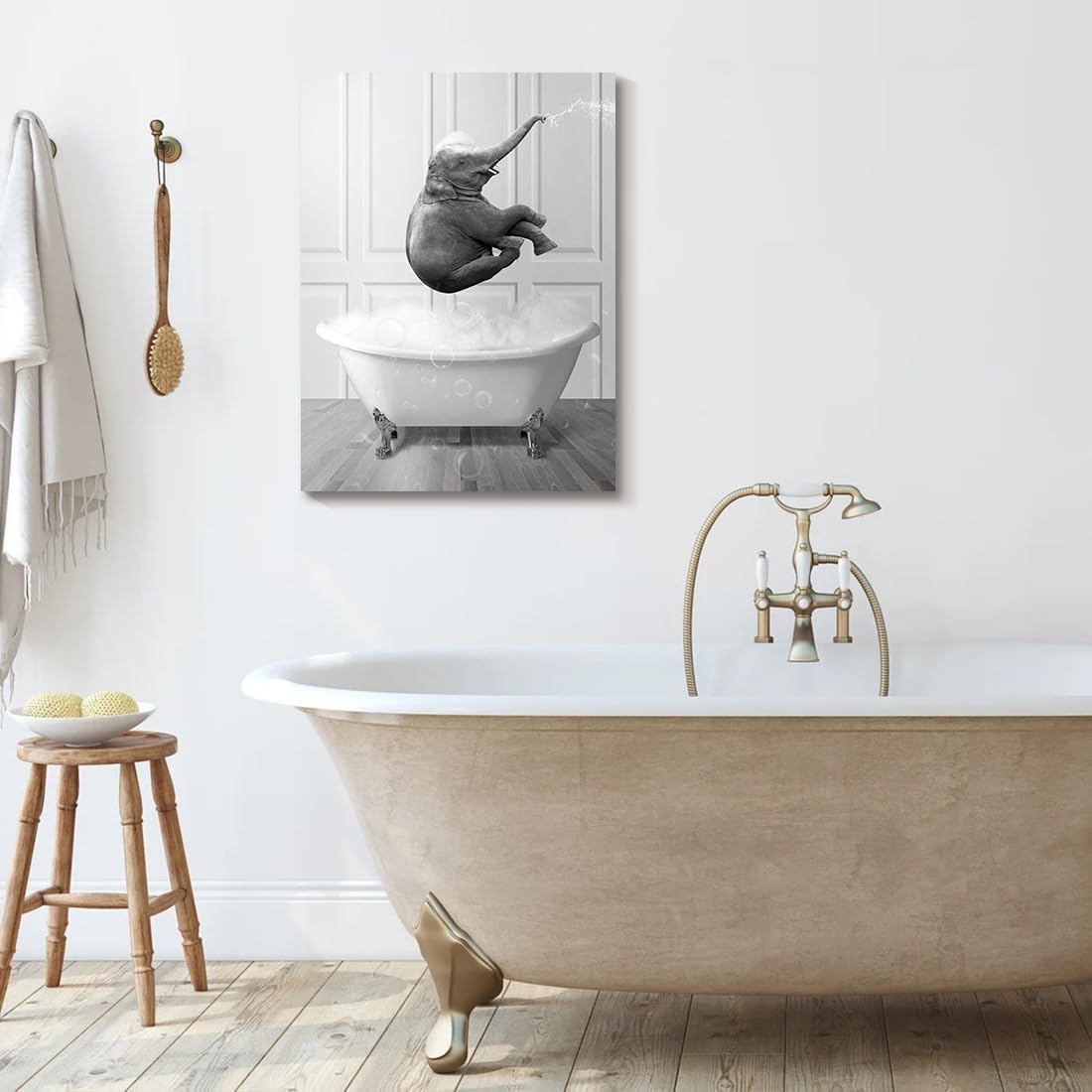 DAZZLING BEAUTY Divertida decoración de baño, animales blancos y negros, arte de pared, lindos elefantes bebés, impresiones en lienzo para bañarse,
