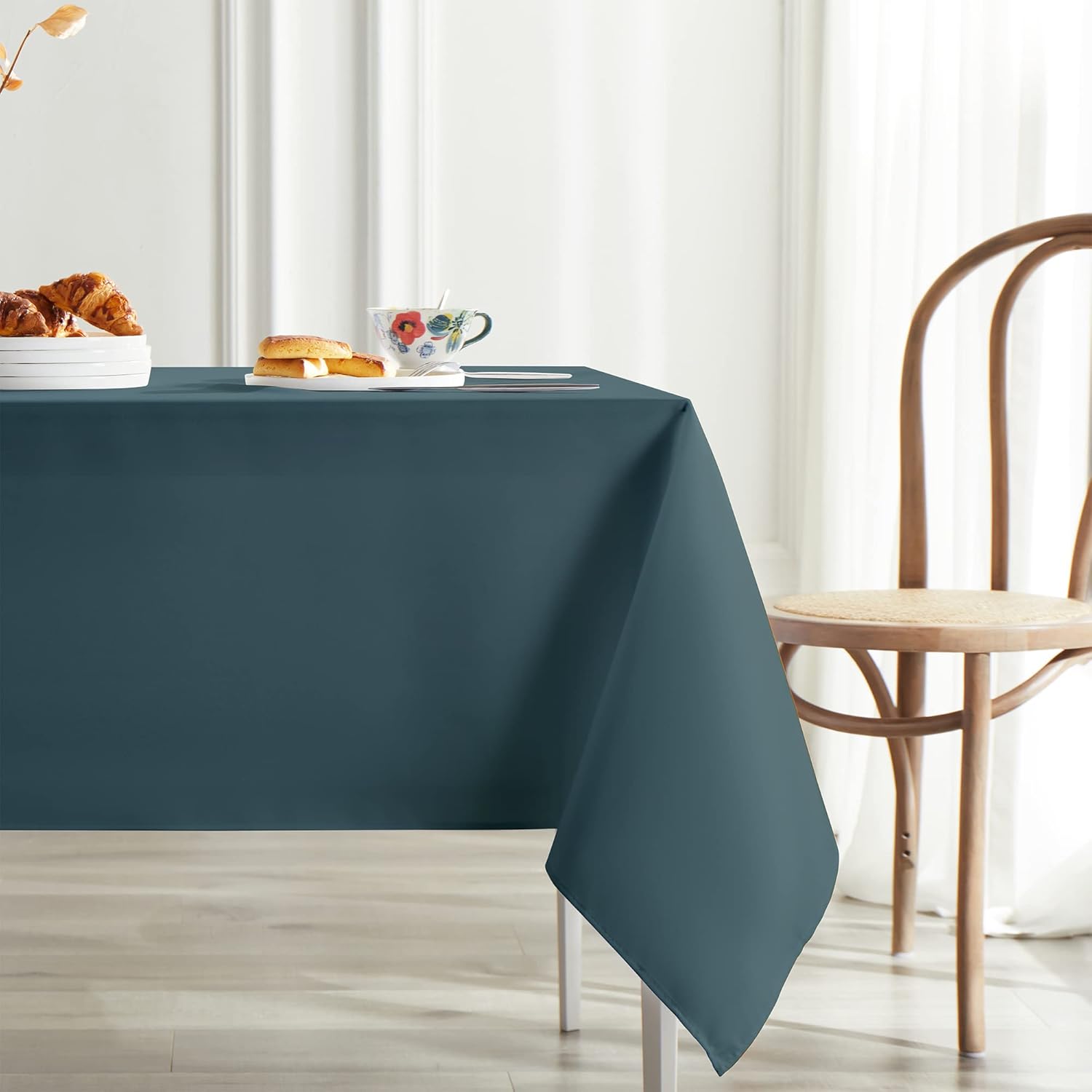 MYSKY HOME Mantel rectangular de poliéster lavable de 70 x 108 pulgadas, para mesa de bufé, fiestas, cenas de vacaciones, bodas