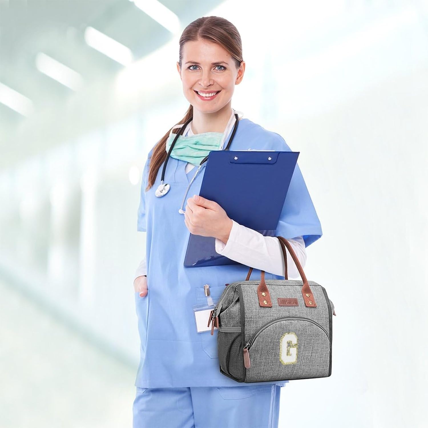 LOKASS Lonchera con iniciales para mujeres, bolsa de almuerzo aislada y reutilizable para adultos, para el trabajo, picnic, colegio, regalo