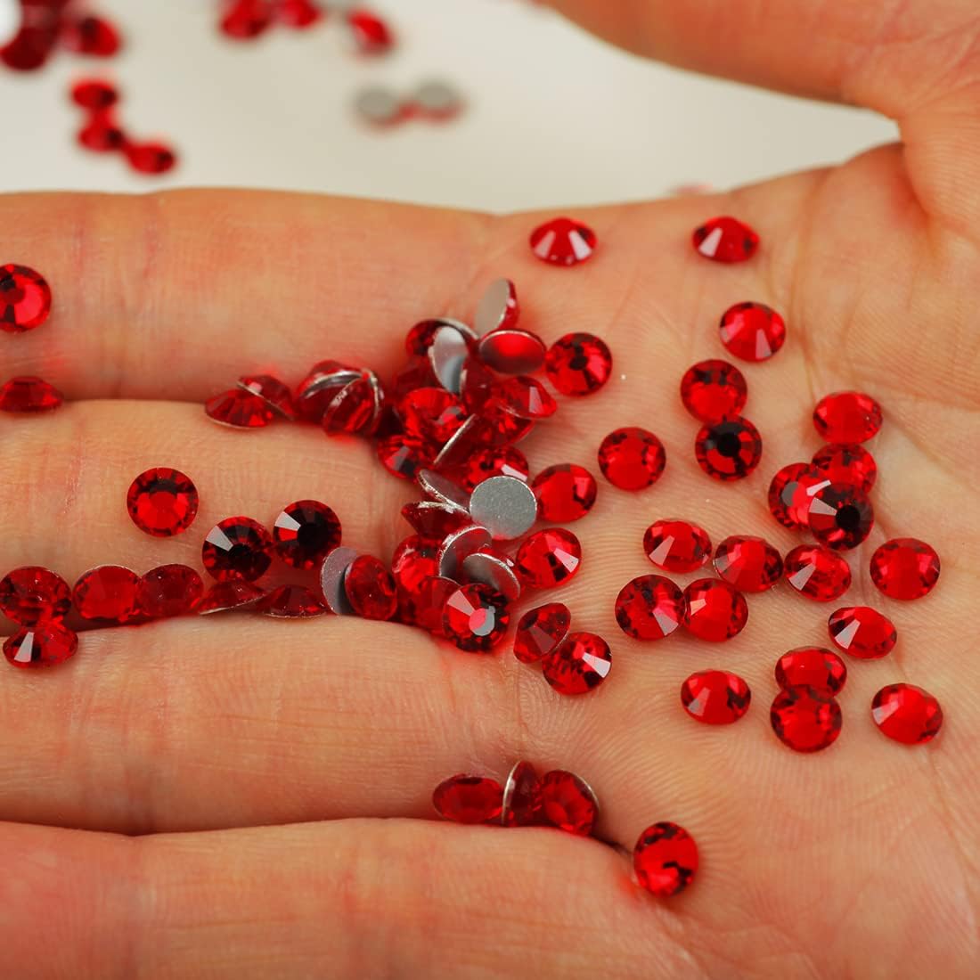 genie crystal ss 20 diamantes de imitación rojos, 1440 unidades, 10 diamantes de imitación de cristal siam grueso de 0.197 in, gemas de corte