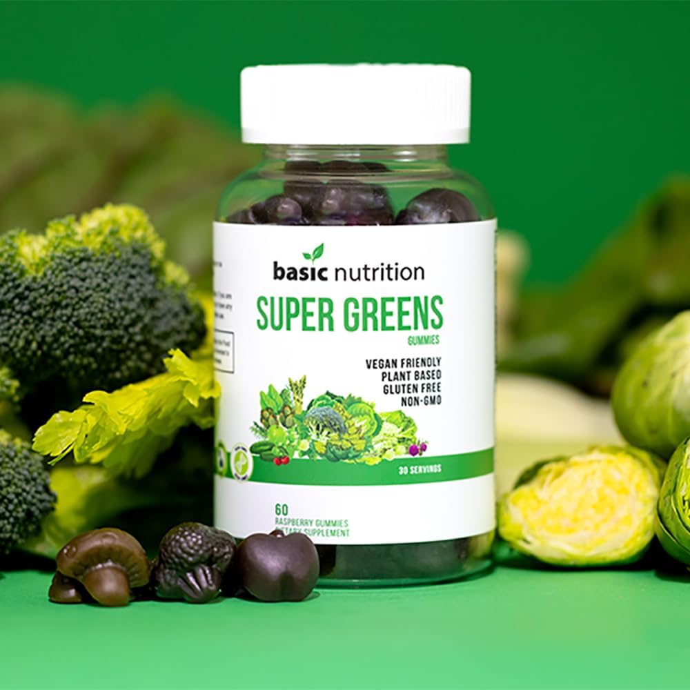 Basic Nutrition SuperGreens – Gomitas mezcladas con vitaminas esenciales, sabor natural a frambuesa, apoya las funciones digestivas, hepáticas e