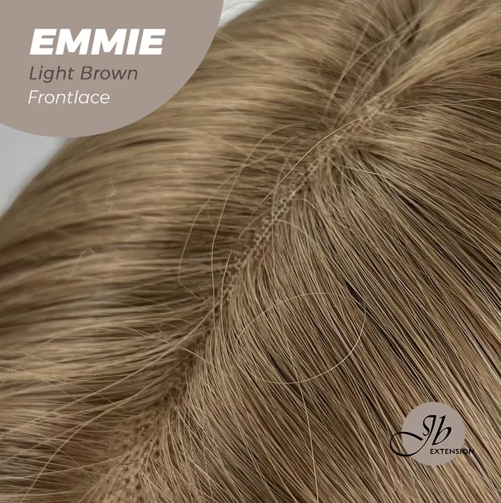 EMMIE – Peluca de encaje frontal precortada con flequillo lateral, pelucas rizadas de color marrón claro para mujer, pelucas sintéticas naturales