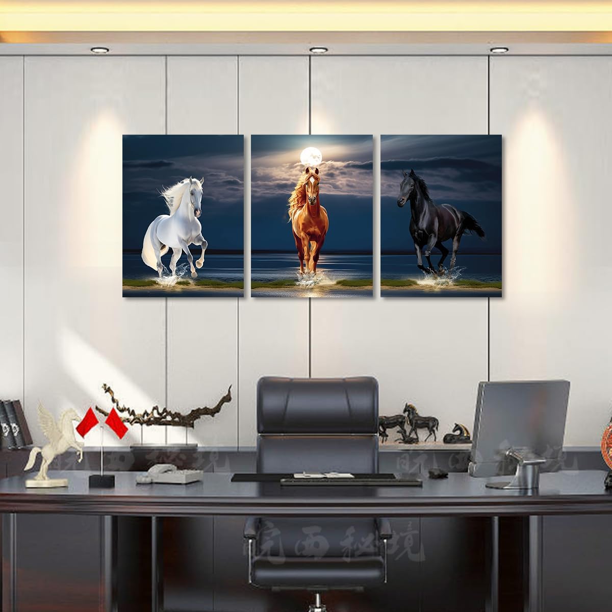 Kyiyhzp Arte de pared azul con caballo corriendo en el pastizal junto al mar, arte de pared de animales coloridos para el hogar moderno, dormitorio,