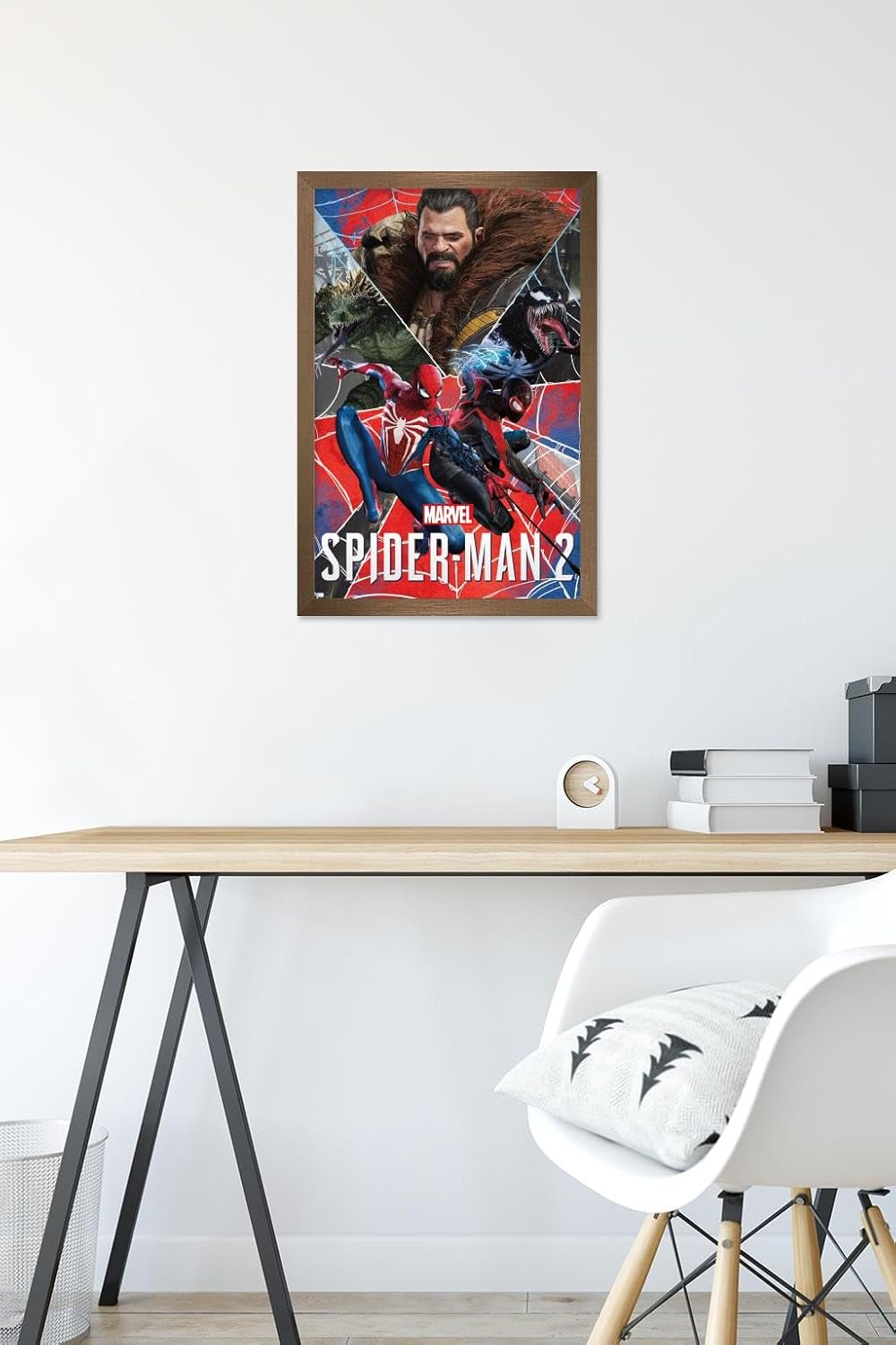 Trends International Marvel’s Spider-Man 2 – Póster de pared de grupo, 14.72 x 22.37 pulgadas, versión enmarcada en bronce