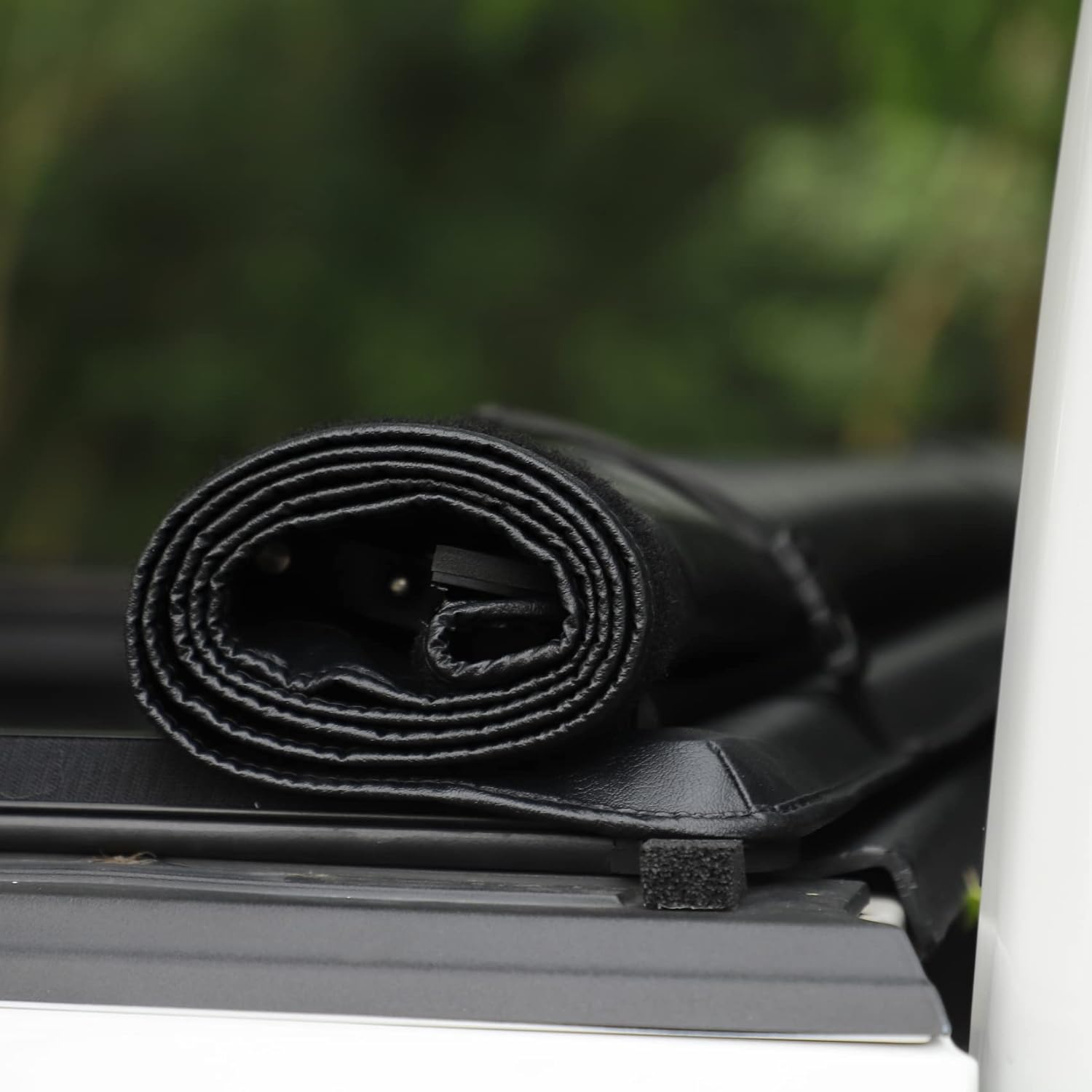 Cubierta enrollable suave para caja de camioneta de 5 pies 7 pulgadas  67 pulgadas compatible con Nissan Titan 2004 2005 2006 2007 2008 2009 2010