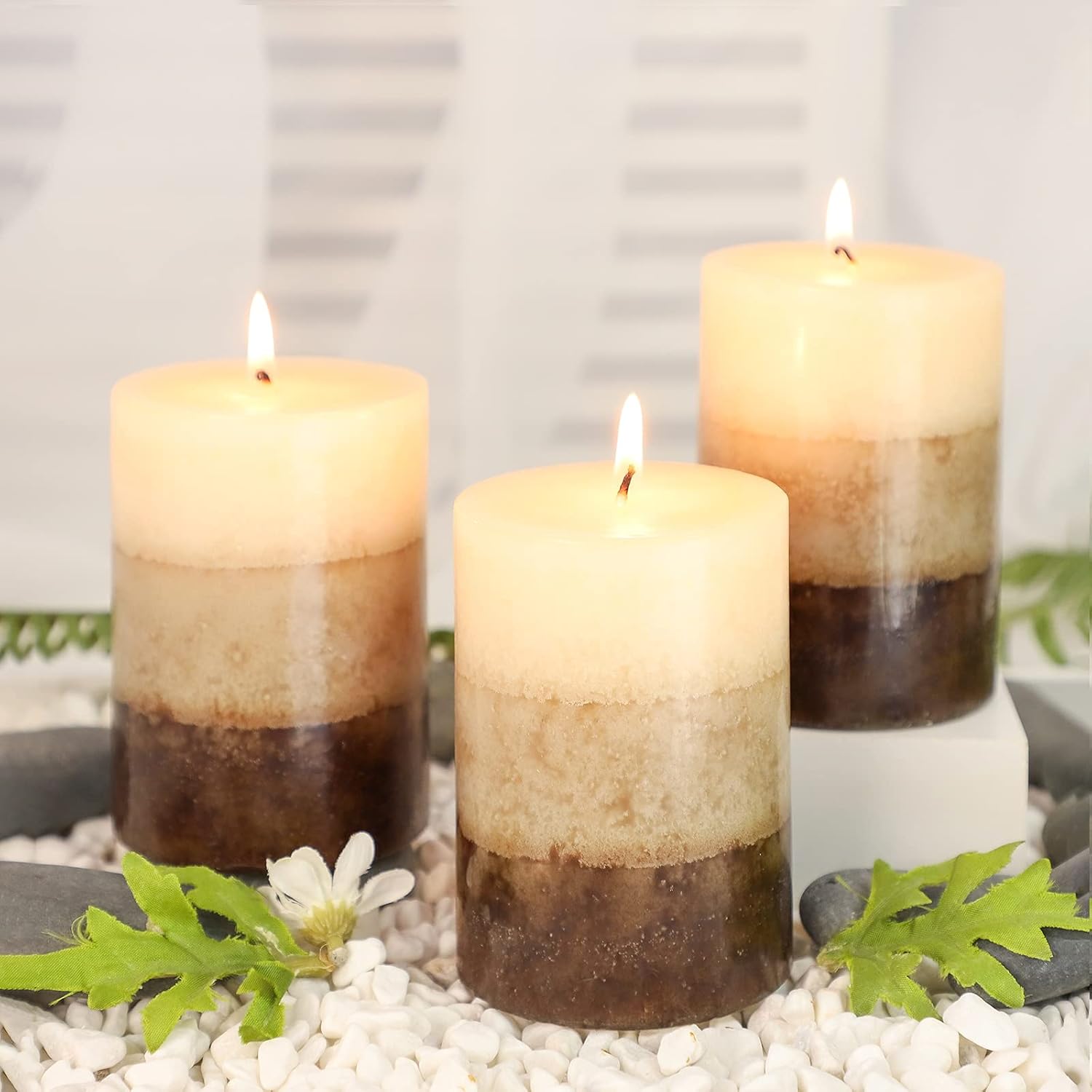 Pillar Candles – Velas aromáticas de vainilla con aroma a cupcake de Immeiscent para aromaterapia, más de 50 horas de combustión de larga duración,