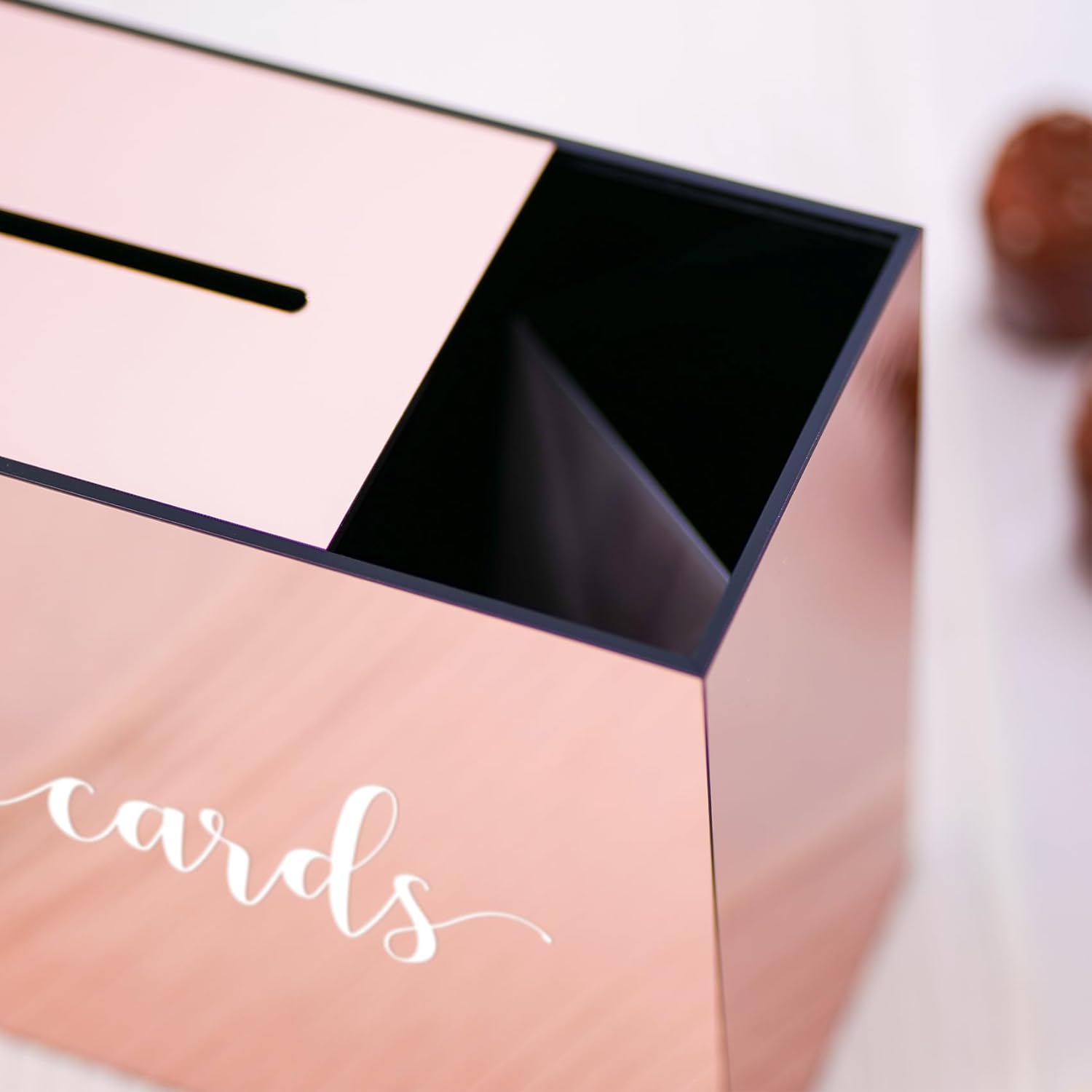 UNIQOOO Caja de tarjetas de boda de acrílico con espejo de oro rosa metálico con ranura, grande de 10 x 10 x 5.5 pulgadas con impresión blanca