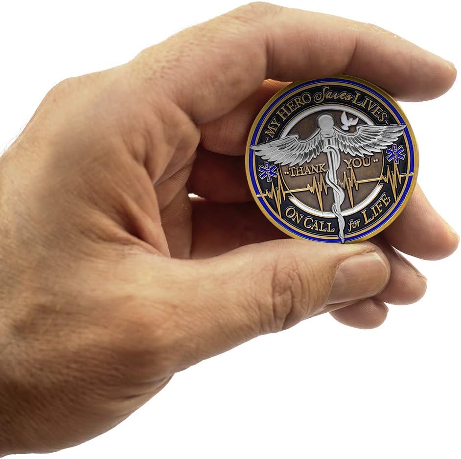 & Emblem – Moneda de desafío del equipo médico EMT  EMS  Honrando a los profesionales médicos heroicos  Equipo médico – con caja de exhibición de