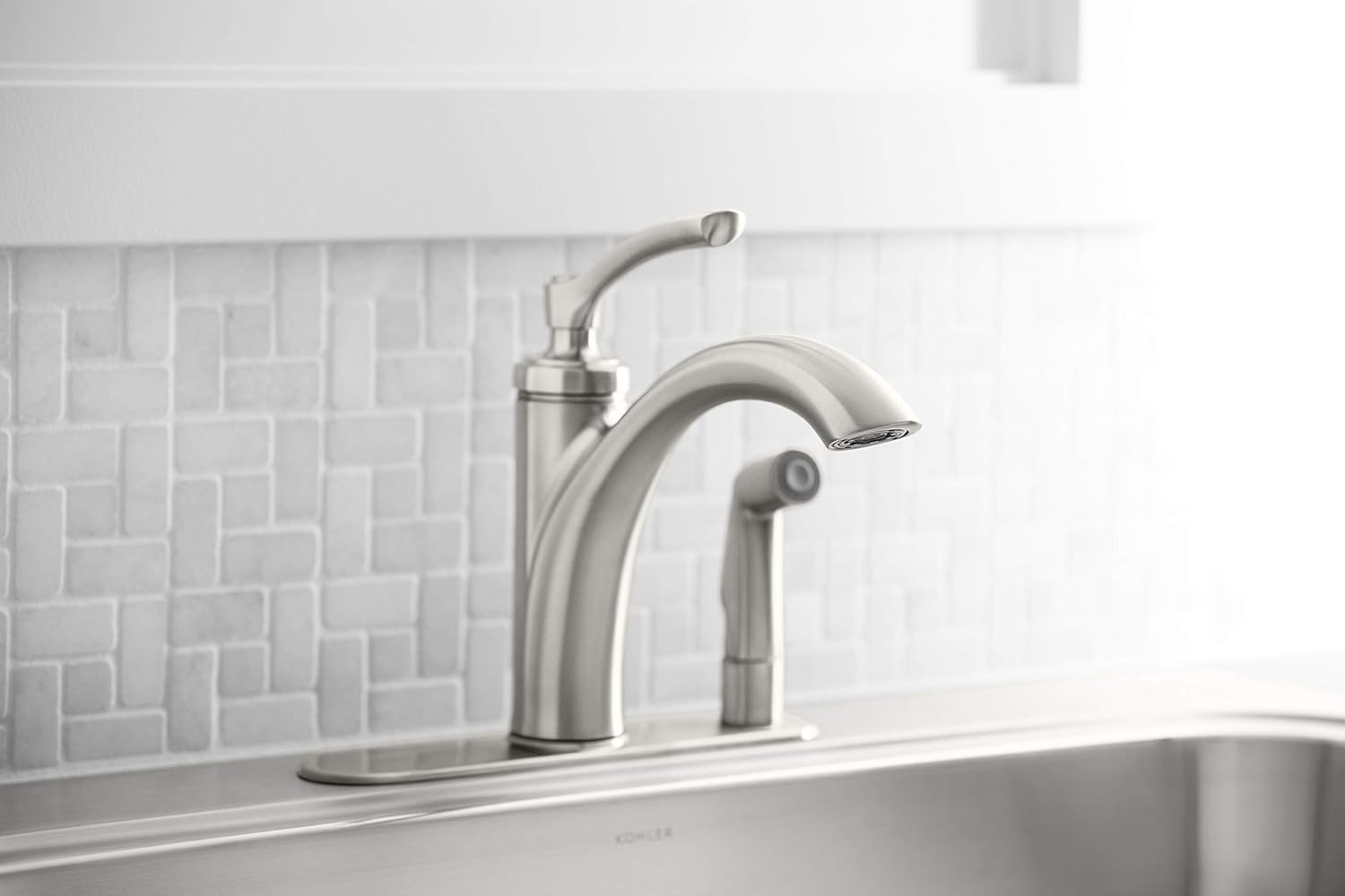 Kohler K-R29671-VS Linwood – Grifo para fregadero de cocina, acero inoxidable vibrante