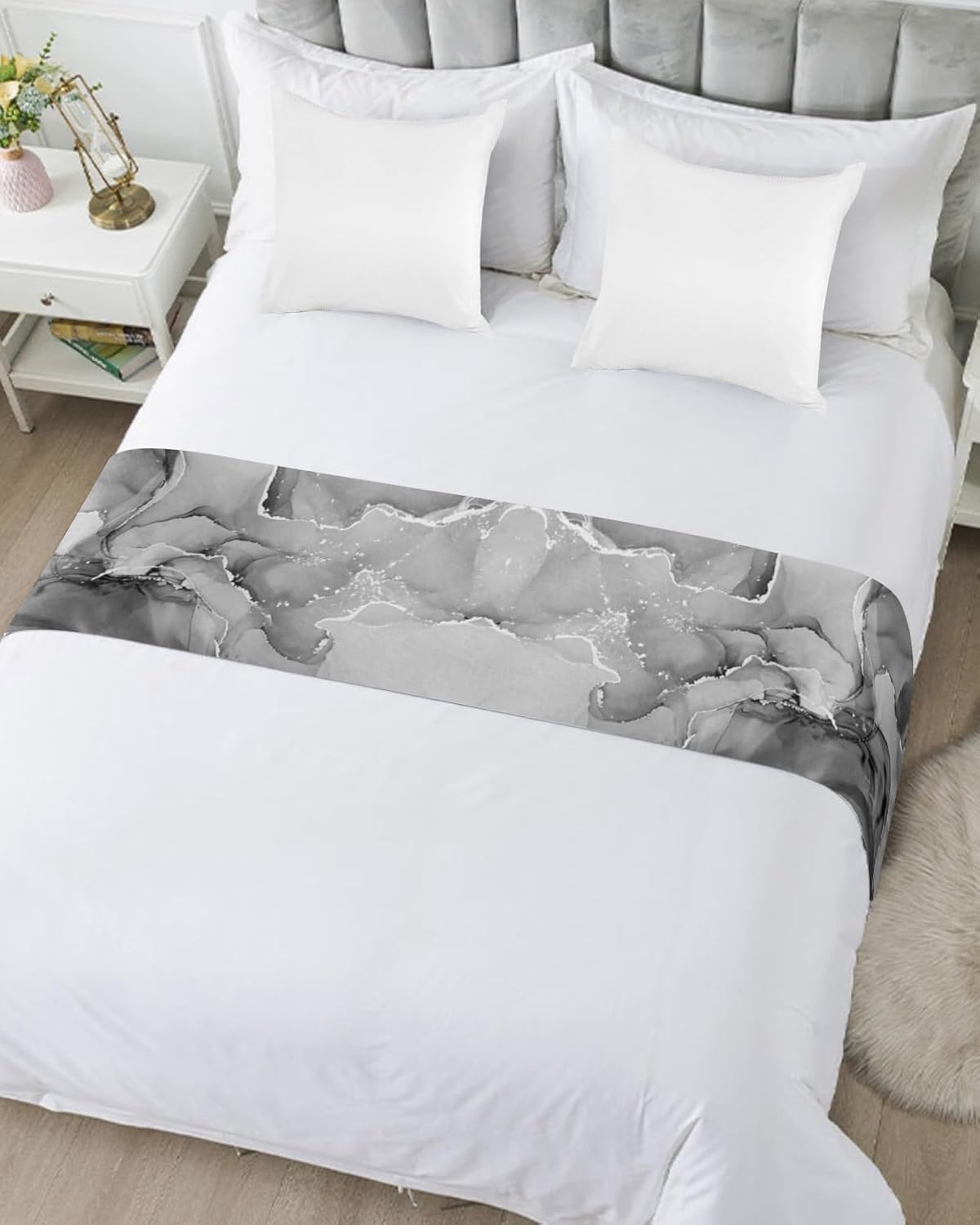 Bufanda de camino de cama de hotel de 94 x 20 pulgadas para cama de tamaño matrimonial, mármol gris vintage con purpurina dorada y plateada,