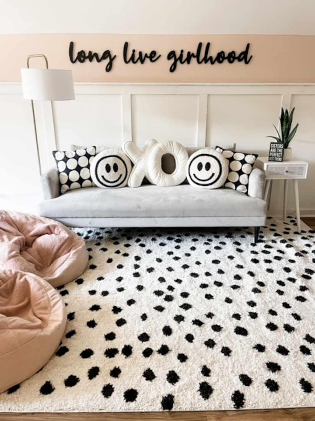 Hauteloom Tilos – Alfombra dálmata para sala de estar, dormitorio, cuarto de bebé, alfombra lanuda con patrón de puntos, pelo alto de felpa, negro,