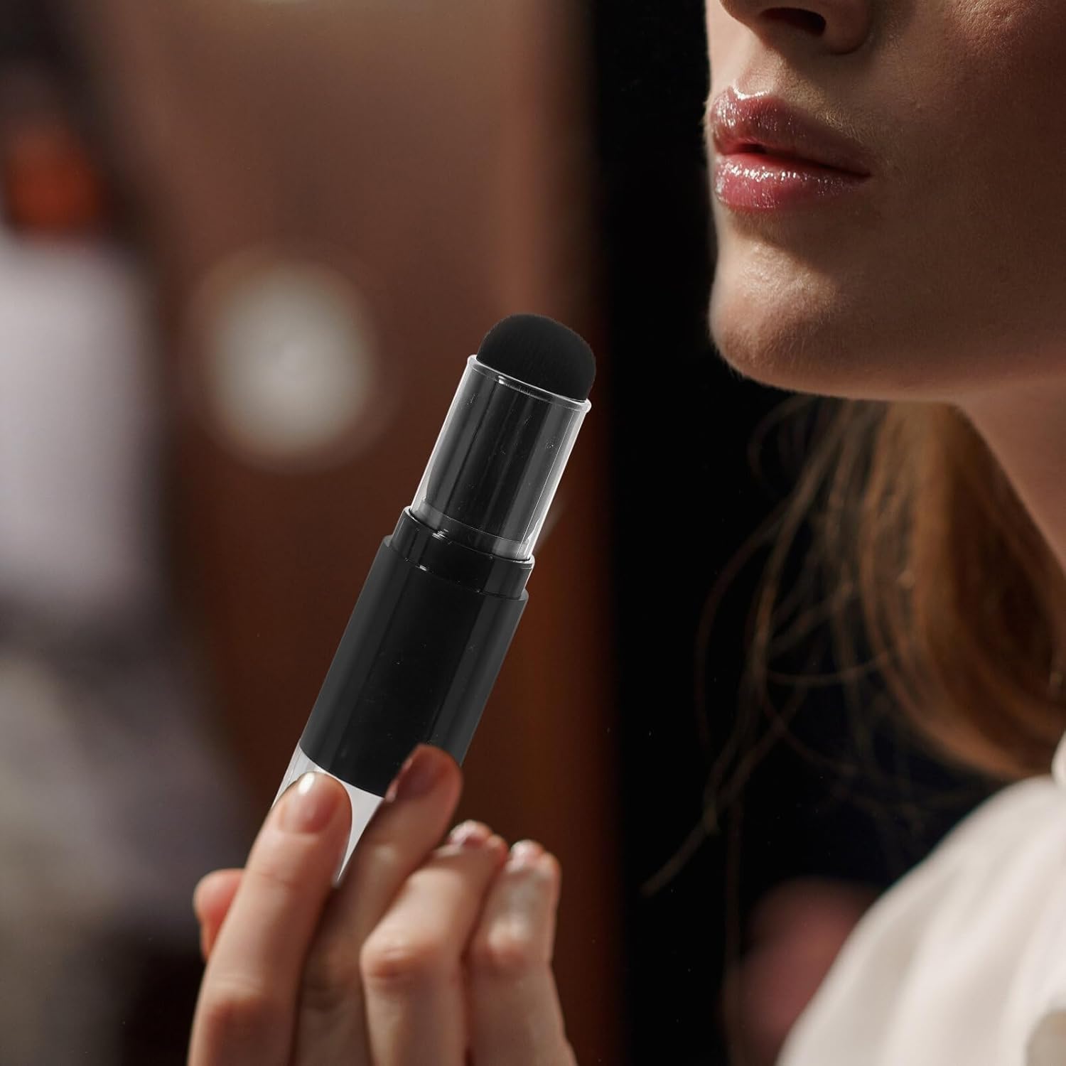 VOSAREA Brocha de base para maquillaje, cepillo para polvo con botella de polvo suelta recargable, frasco, cepillo de viaje para rubor (negro)