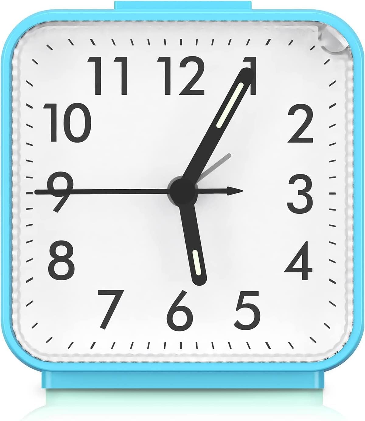 AMIR Reloj despertador analógico, reloj pequeño silencioso sin tictac, reloj despertador de viaje con repetición y luz, sonidos de pitido
