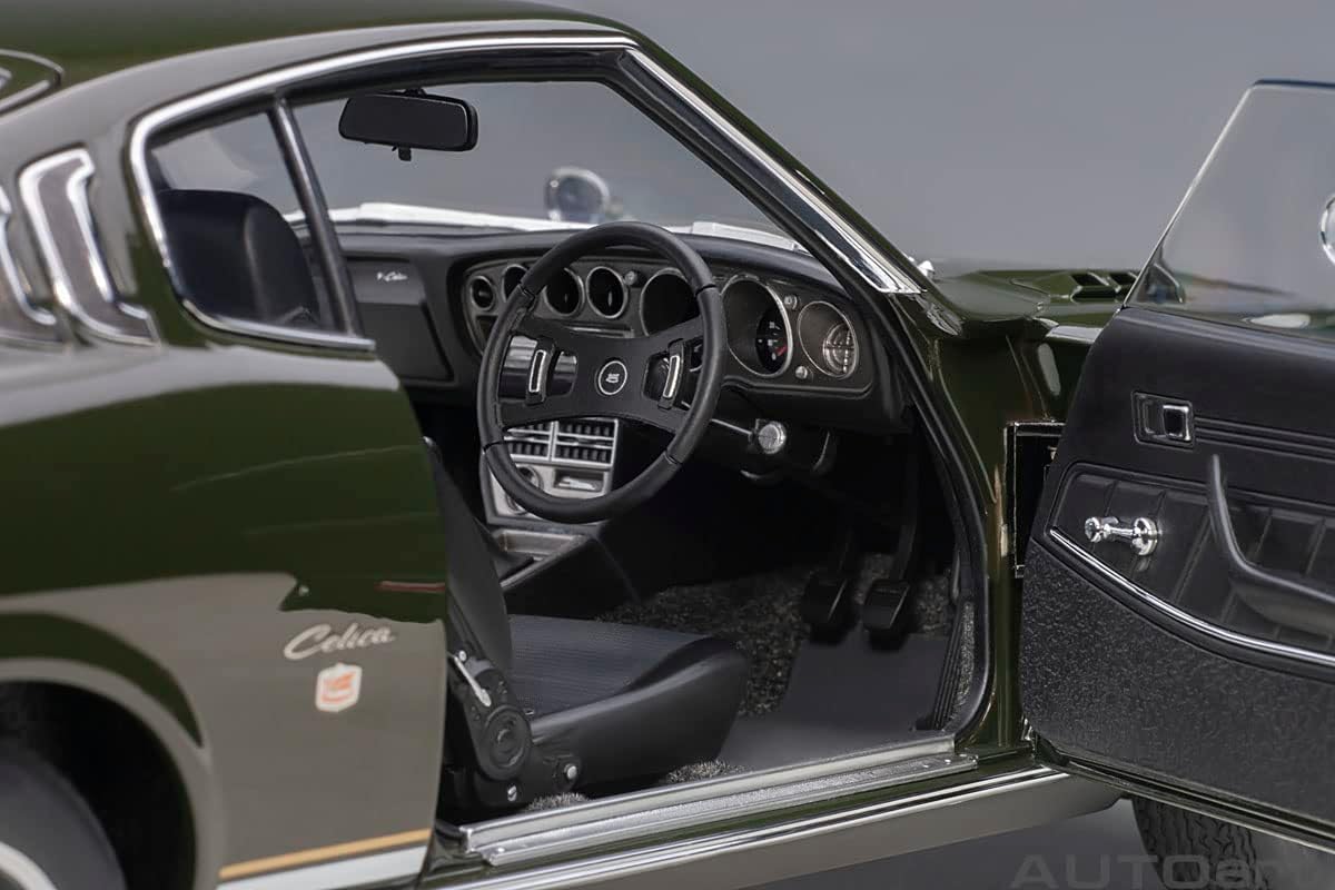 AUTOart 118 Celica Liftback 2000 GT 1973 Verde musgo 78768