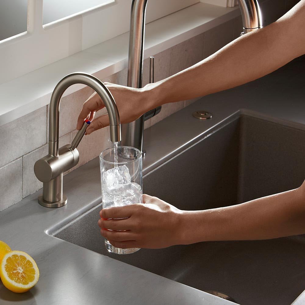 InSinkErator F-HC3300SN – Dispensador instantáneo moderno de agua caliente y fría, solo grifo, níquel satinado y tanque de agua caliente