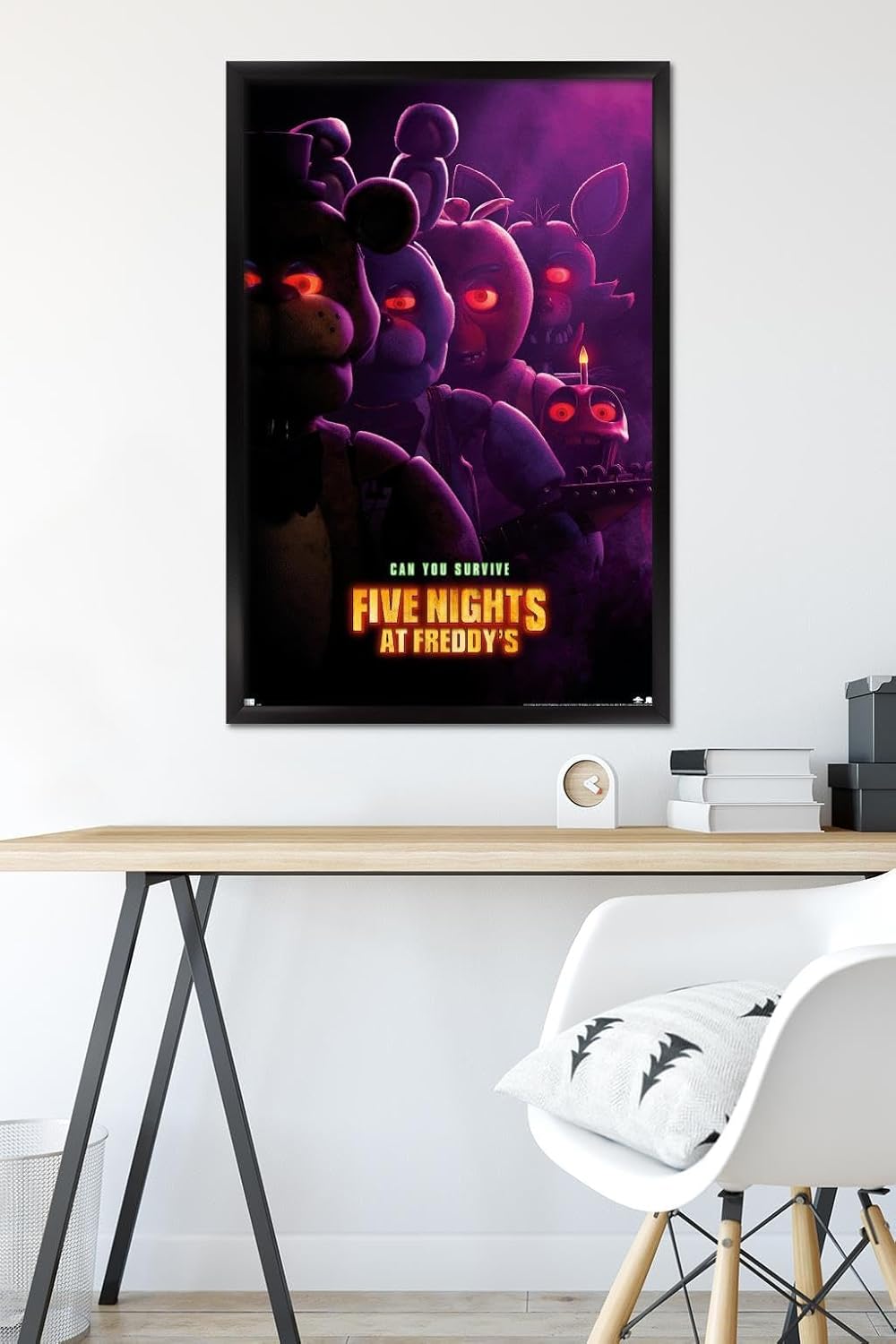 Trends International Five Nights at Freddy’s Movie – Póster de pared de una hoja, 22.37 x 34.00 pulgadas, versión enmarcada en negro