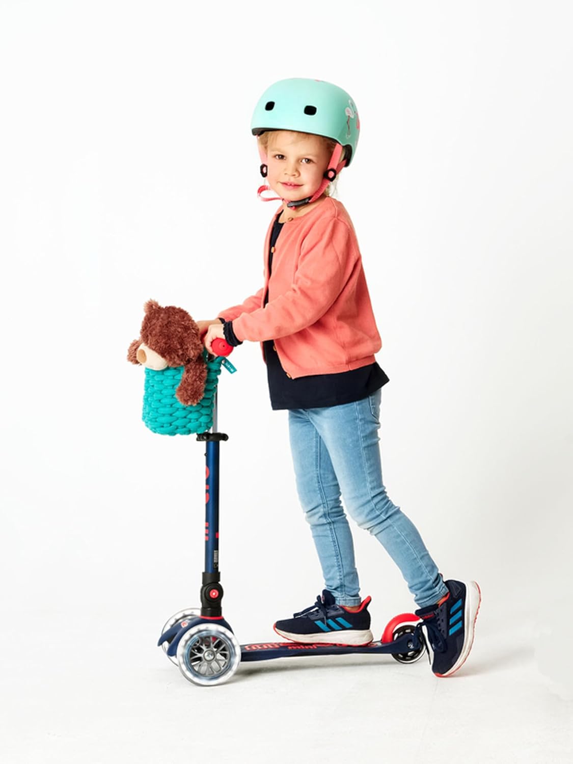 Micro Kickboard – Mini scooter LED plegable de lujo, 3 ruedas, inclinado a la dirección, microscooter de diseño suizo con ruedas LED iluminadas,