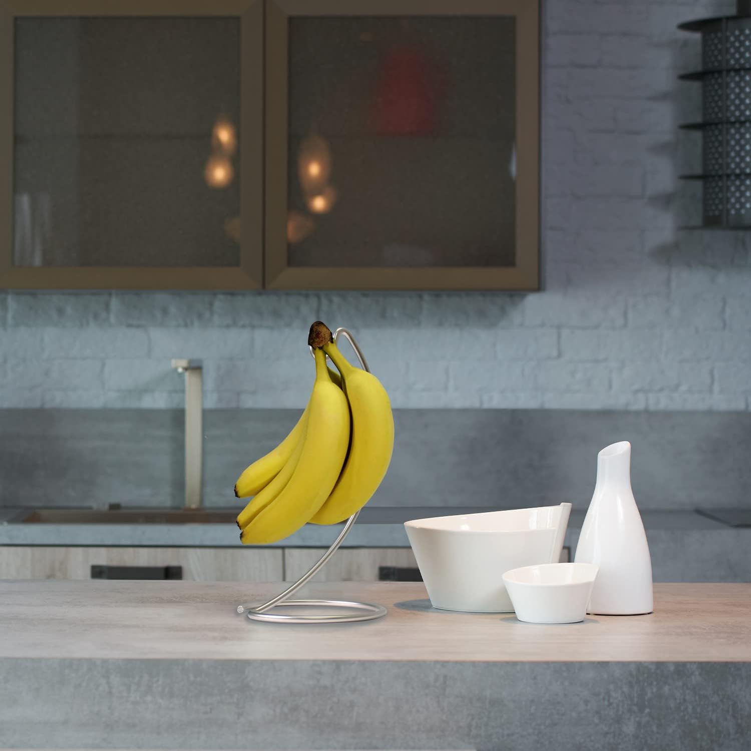 Blue Donuts Soporte de plátano moderno para banana, gancho para encimera de cocina, accesorios de cocina, soporte de plátano cromado