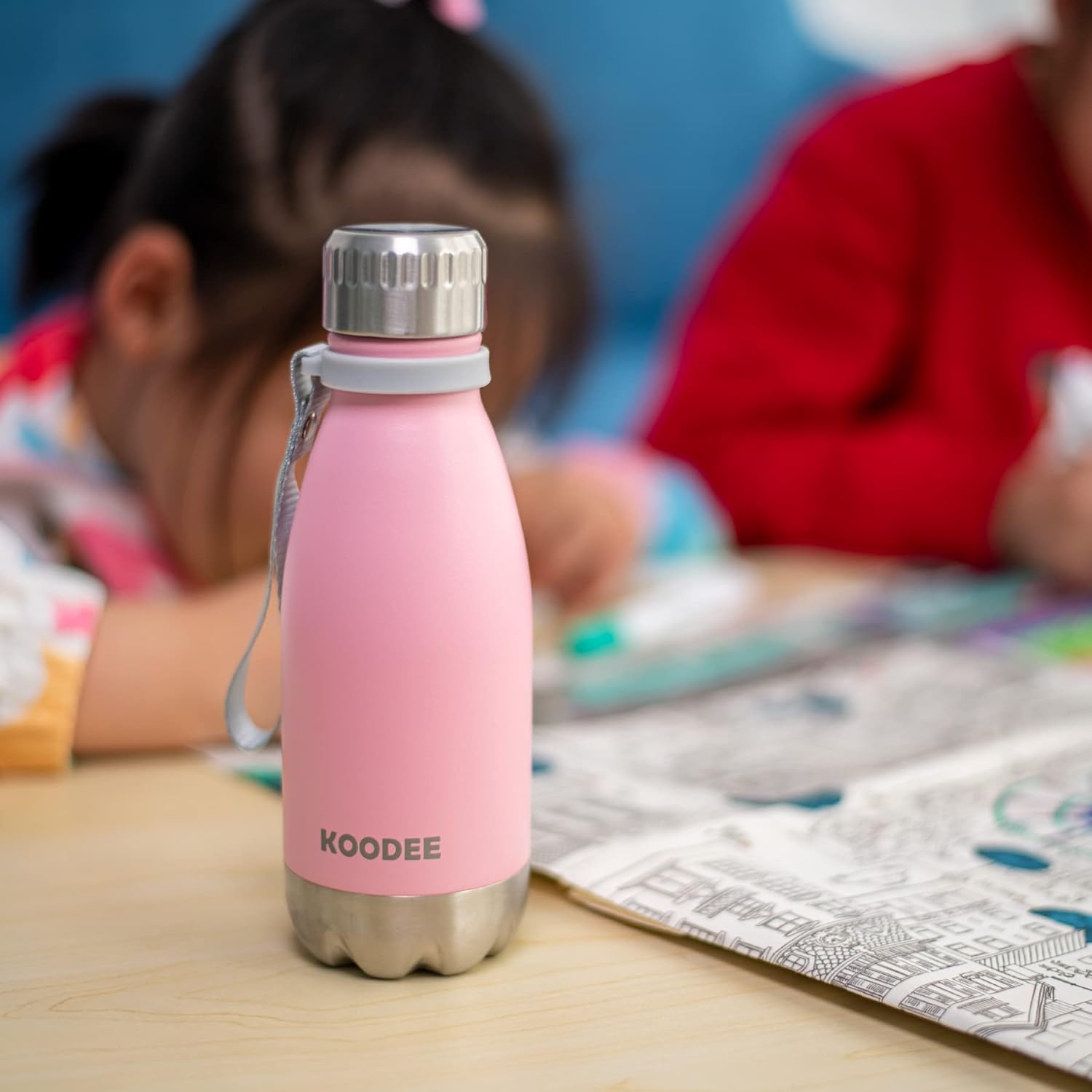 koodee Botella de agua pequeña de acero inoxidable de 9 onzas, doble pared aislada al vacío, para la escuela, a prueba de fugas, sin BPA (azul