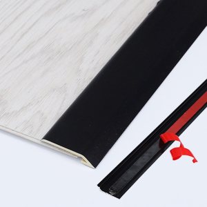 Kunovo Tira de transición de pendiente autoadhesiva, cubierta de borde de umbral de PVC antitropiezo para el hogar, hotel, oficinasrestaurante, Kunovo Tira de transición de pendiente autoadhesiva, cubierta de borde de umbral de PVC antitropiezo para el hogar, hotel, oficinasrestaurante,