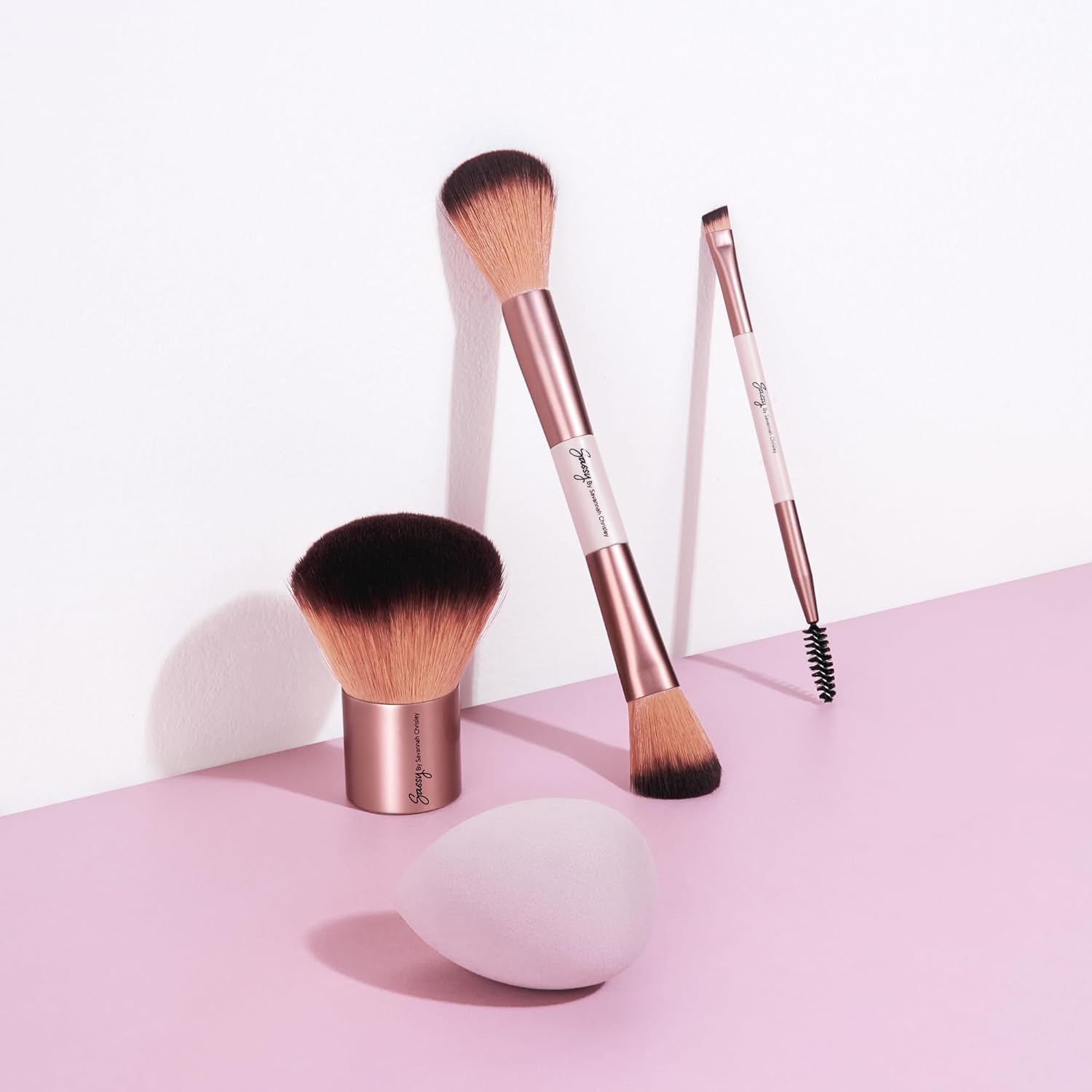 Sassy by Savannah Chrisley Sassy – Kit de herramientas de belleza para mujeres, belleza todo en uno para ojos y cara, kit de brochas ideal para
