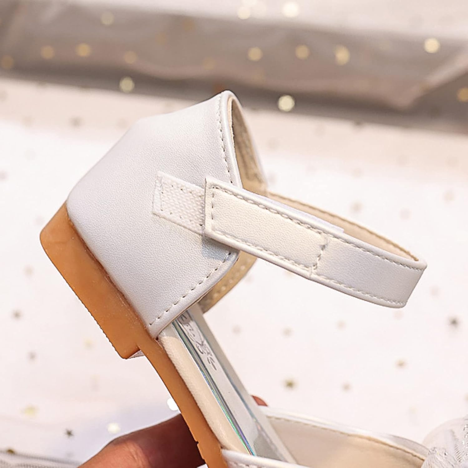 Sandalias de verano para niños y niñas, parte inferior plana, ligeras, transpirables, con cinta de lentejuelas, lazo de gancho y lazo para niños