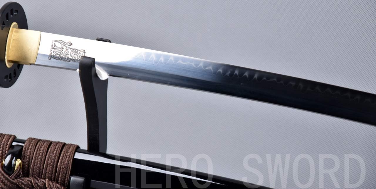 Kill Bill Katana Clay Templado T1095 Acero de Alto Carbono Samurai Japonés Espada Hoja Grabado Grabado Patrón León Maquinilla de afeitar Sharp