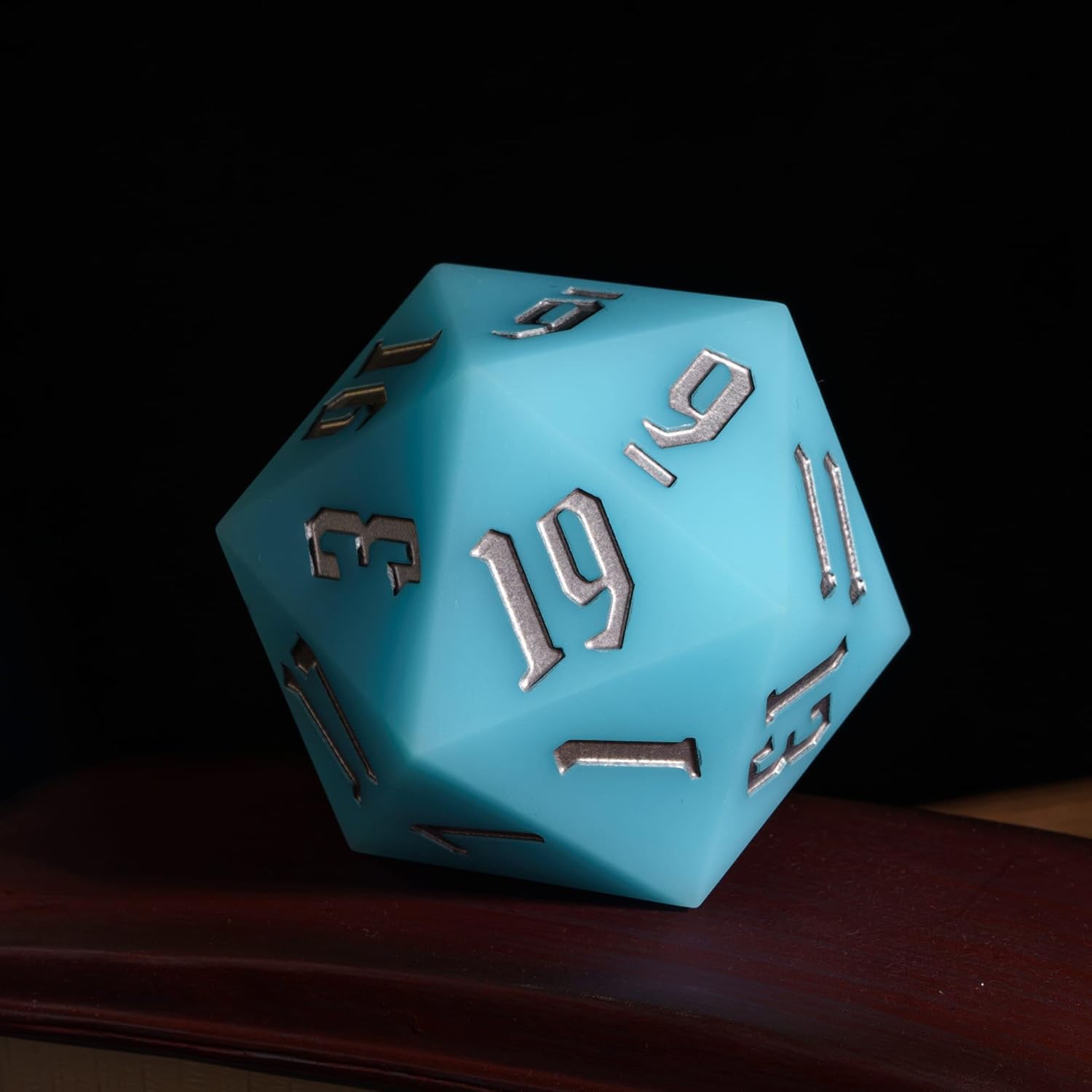 Dados D20 de silicona D20 de 2.165 in, grandes que brillan en la oscuridad D20 individuales de 20 caras, dados poliédricos gigantes D20 con caja de