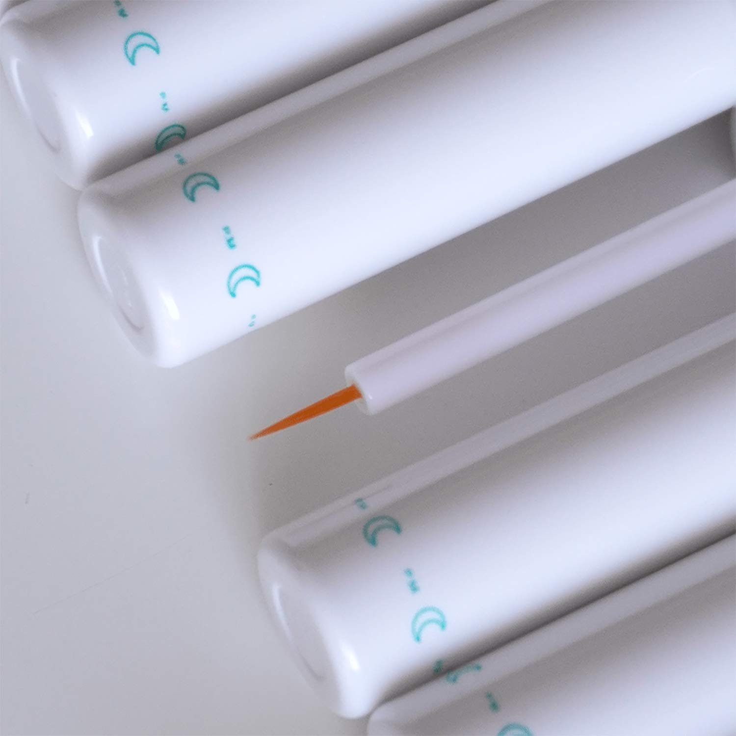 Lash24 de Hair La Vie – Suero de pestañas y suero de cejas – Potenciador de pestañas e imprimación – Fórmula dual con imprimación de pestañas AM y