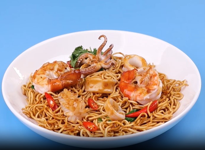 Bayin Fideos instantáneos – No fritos – Seco 3.53oz (100g) Paquete de 10 (sabor a mariscos, 10)