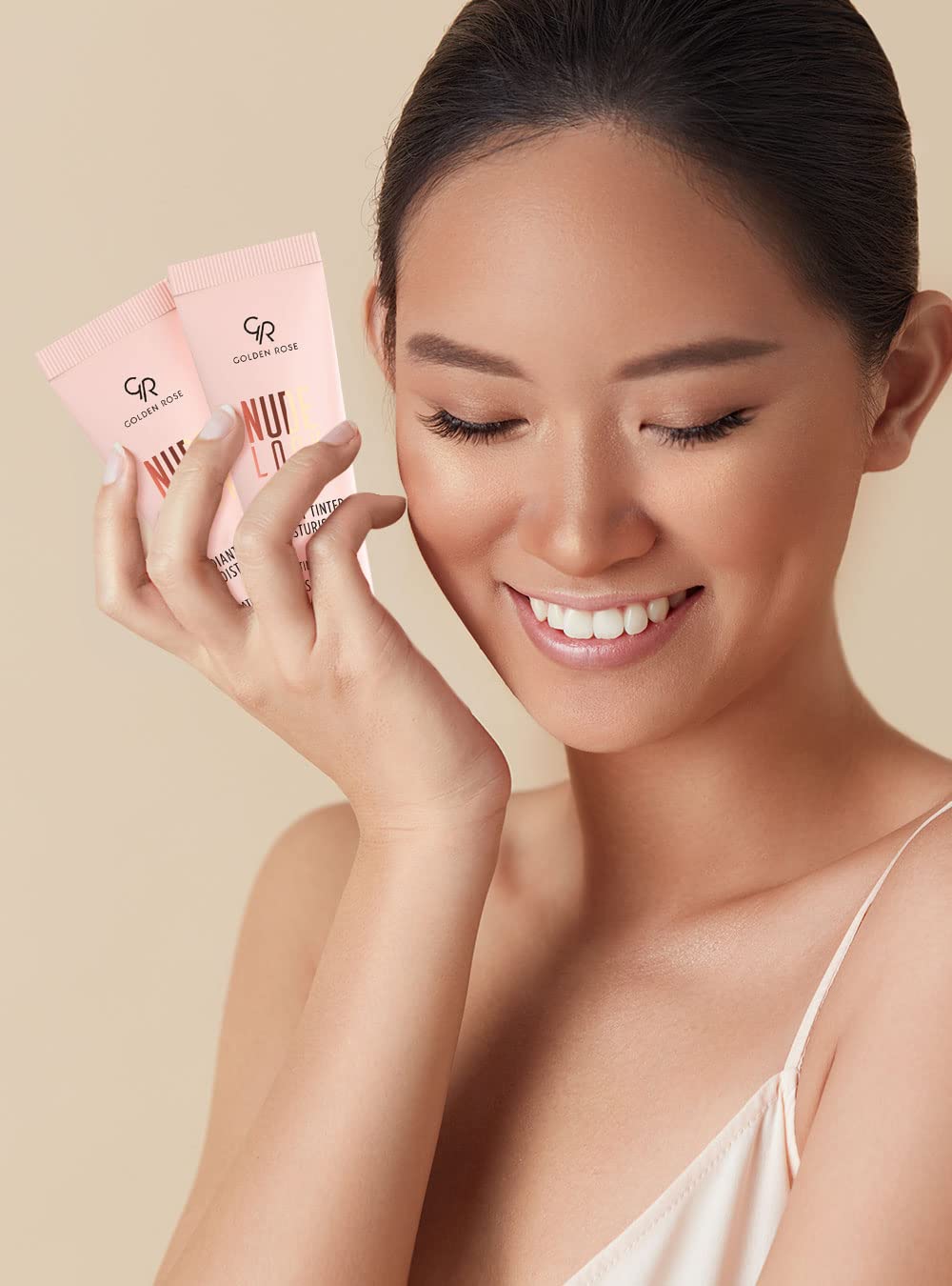 Golden Rose Radiant Tinted Moisturiser Base Hidratante Tintado Brillante Sin Aceite UV SPF 25 (Tinte Medio)