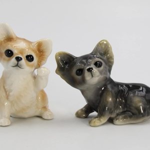 Juego de salero y pimentero de cerámica de porcelana fina para perros Chihuahua, 3-12 pulgadas de largo Juego de salero y pimentero de cerámica de porcelana fina para perros Chihuahua, 3-12 pulgadas de largo