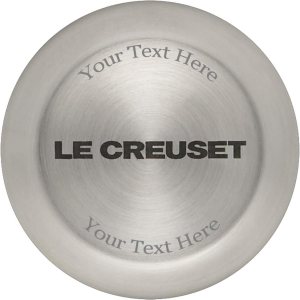 Le Creuset Braiser Signature de 2.25 cuartos de galón con perilla de acero inoxidable personalizada grabada Le Creuset Braiser Signature de 2.25 cuartos de galón con perilla de acero inoxidable personalizada grabada