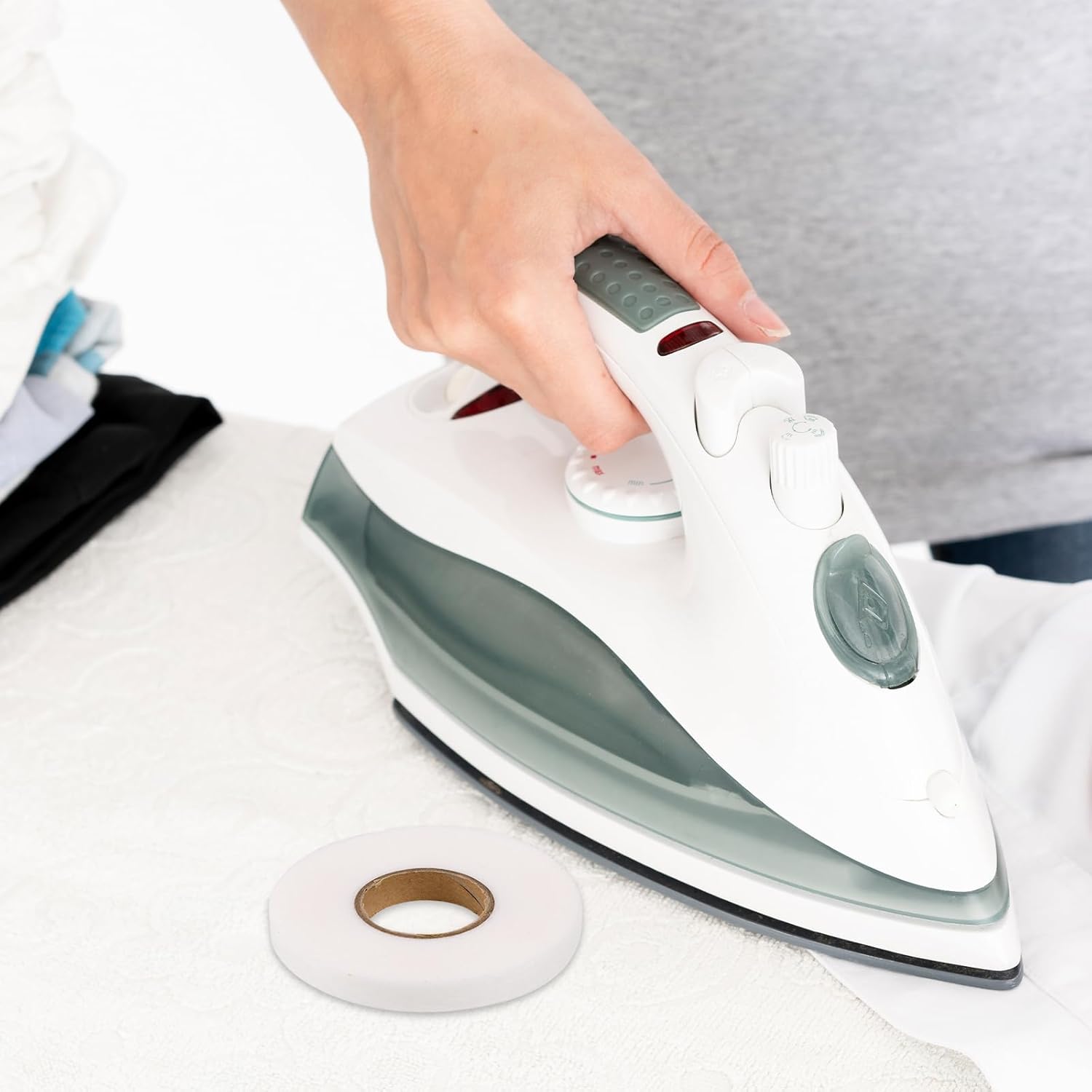 Cinta de fusión de tela, cinta adhesiva para planchar en el dobladillo, cinta adhesiva para dobladillo, pantalones de mezclilla, pantalones, faldas,