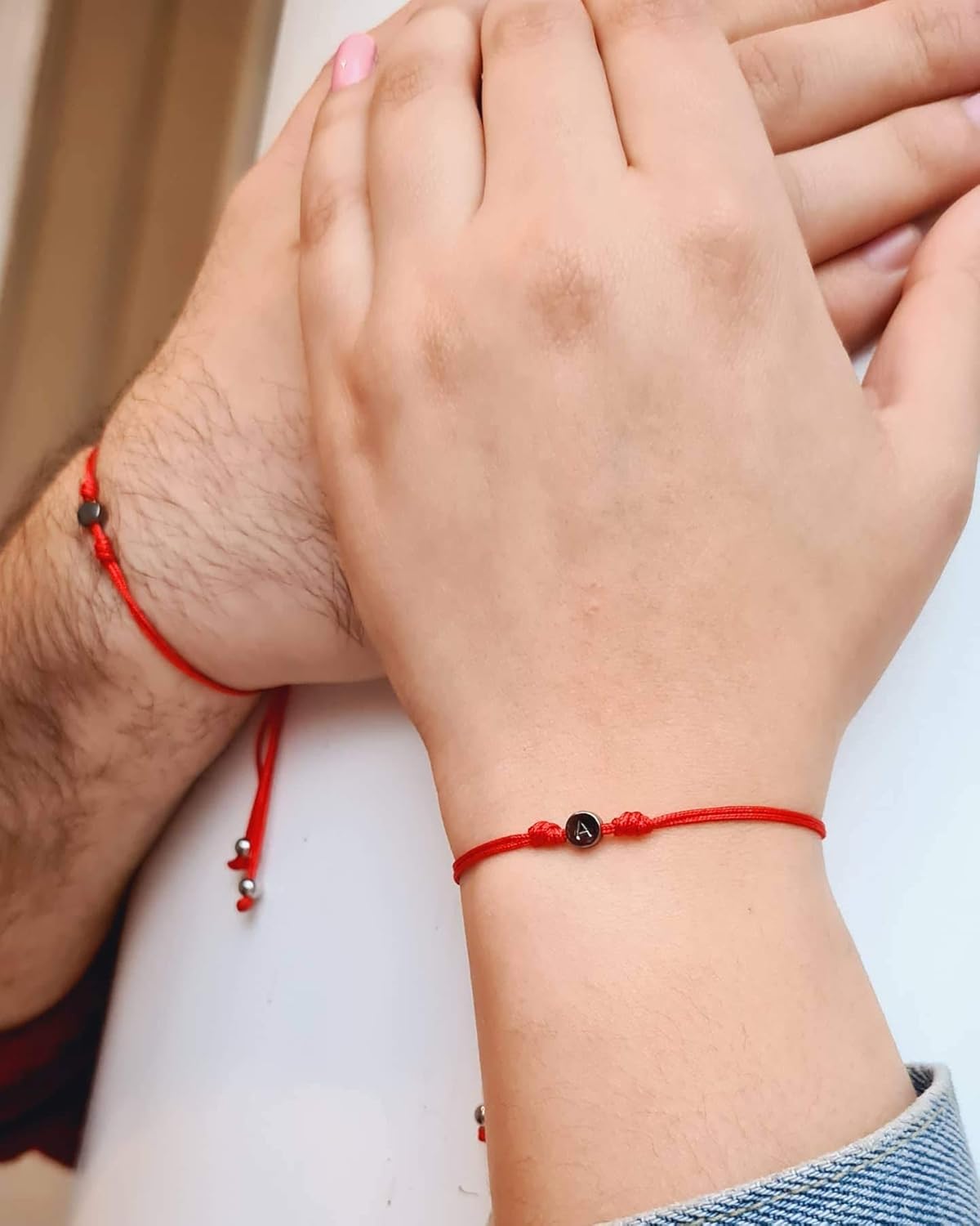 2 Red String Bracelets with Initials – Red String of fate – Personalized for couples, boyfriends, husbands, best friends, BFF Bracelet – Tutti