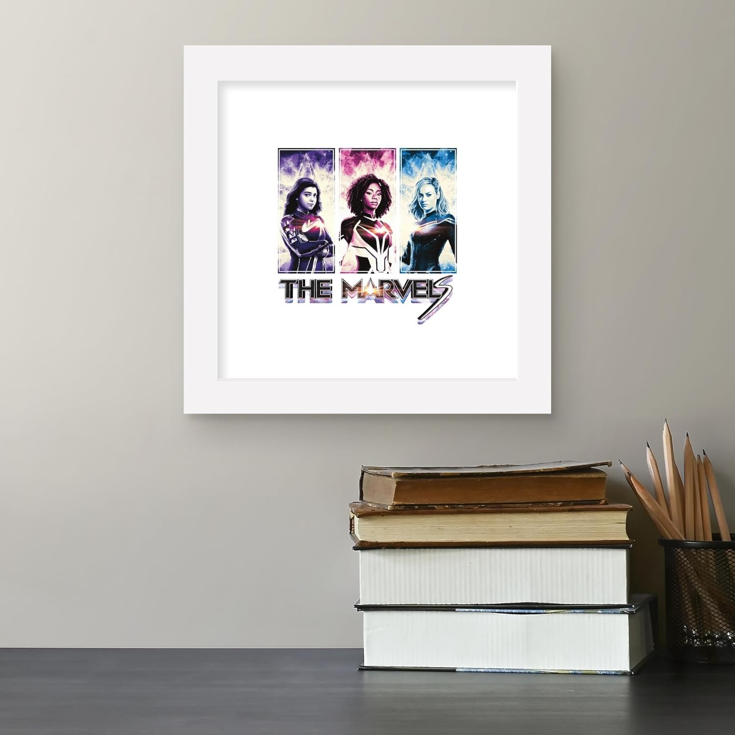Trends International Gallery Pops Marvel The Marvels – Póster gráfico de pared de The Marvels, 12.00 x 12.00 pulgadas, versión de marco blanco