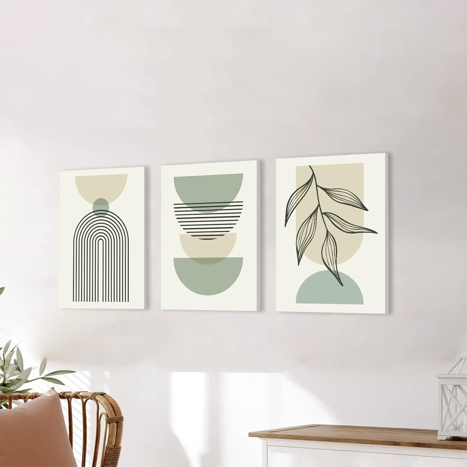 Juego de 3 arte de pared bohemio verde salvia, arte minimalista enmarcado para pared, arte de pared con líneas geométricas de hoja, lienzo beige y