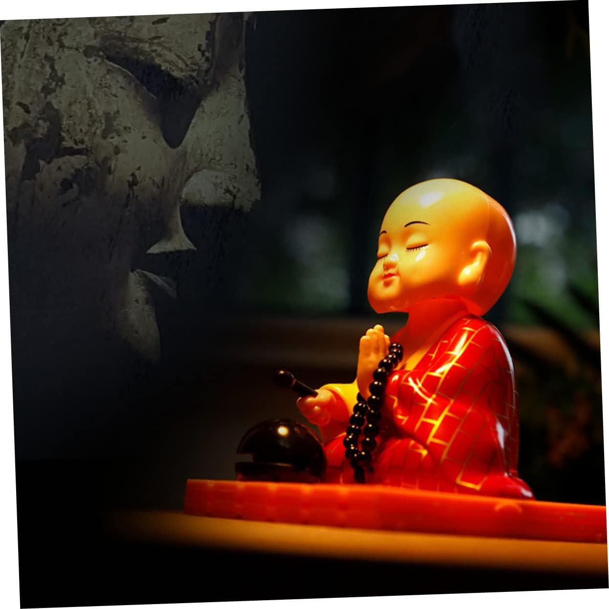 Adornos de muñeca, figura de acción, cabeza sacudida, decoración de coche, figura de monje solar, coches, salpicadero, figuras de salpicadero,