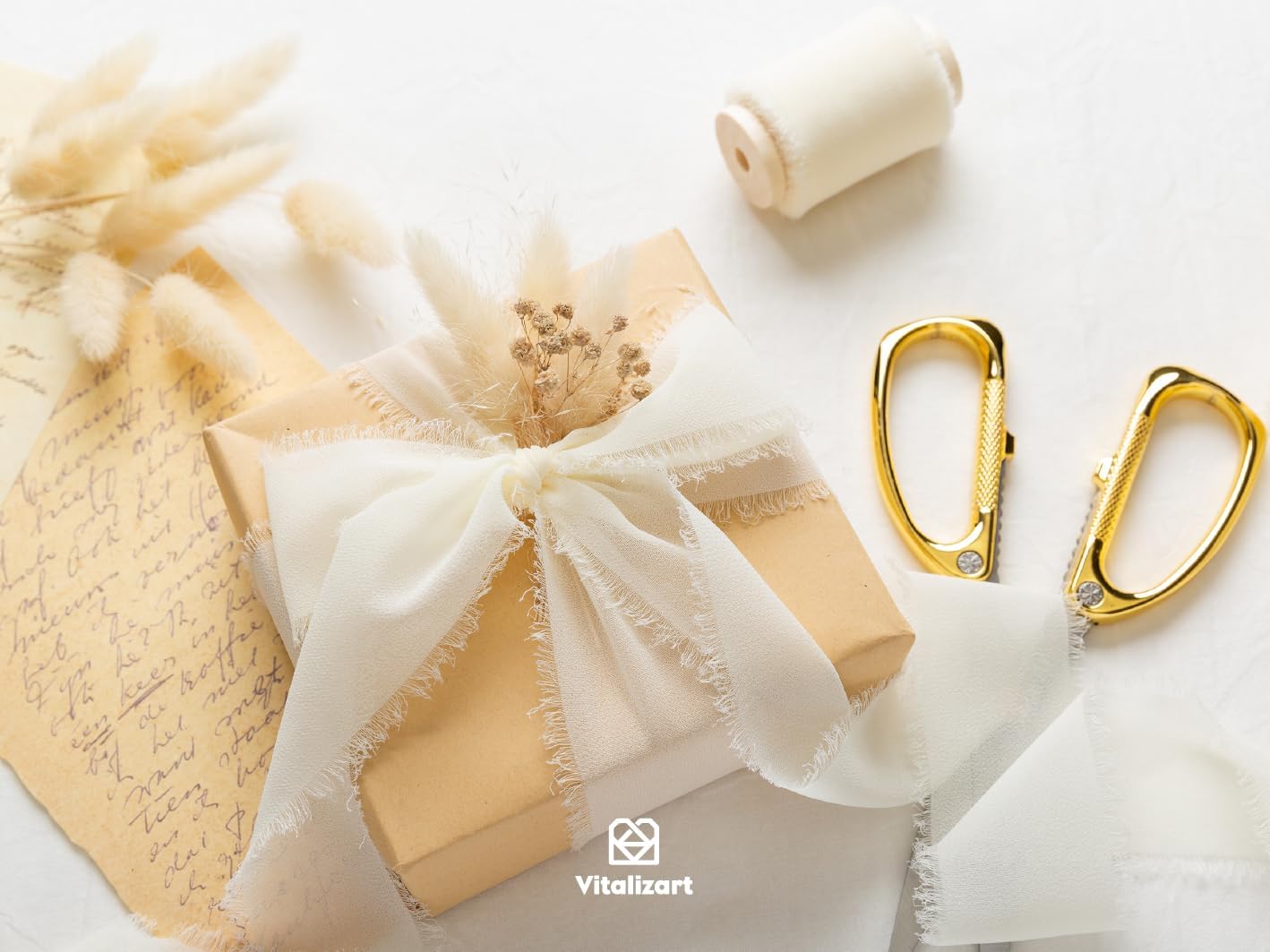 Vitalizart Cinta de gasa blanca crema de 2 pulgadas x 15 yardas, con bordes deshilachados hechos a mano, para invitaciones de boda, ramos de