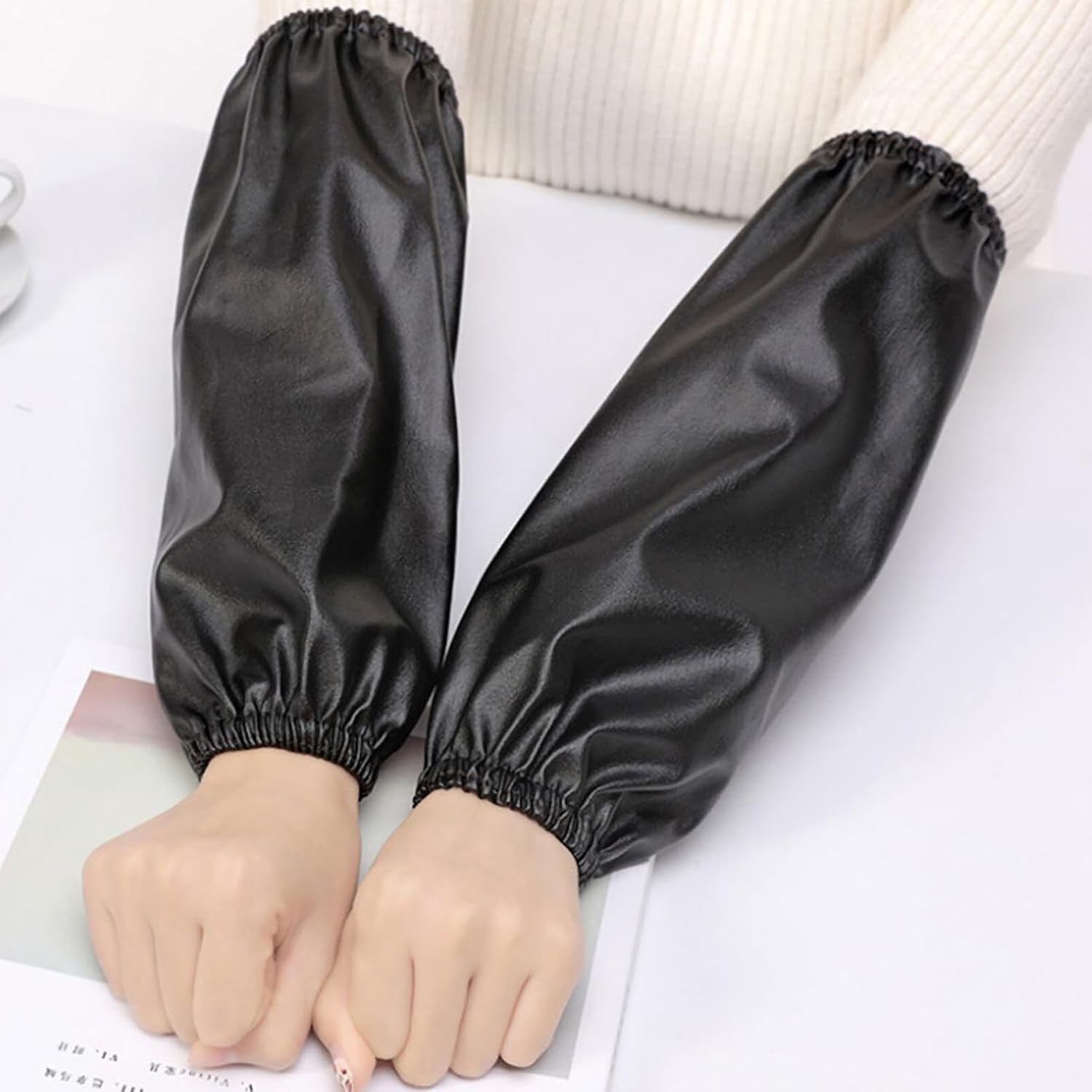 ULTNICE 2 pares de fundas impermeables para brazos a prueba de aceite, fundas de PVC para carnicero, protector para cocinar para lavar platos,
