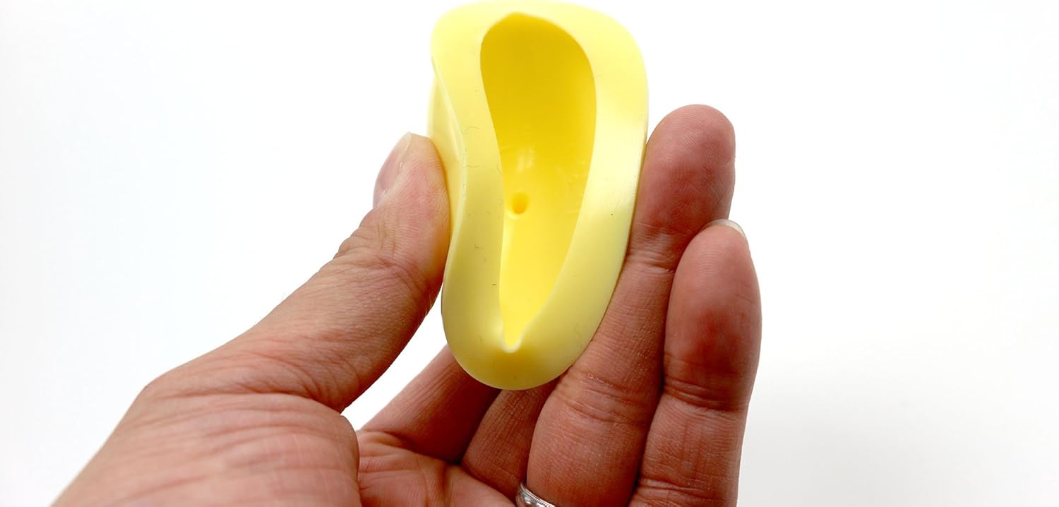 Taza de palma de silicona para mamá para eructar ayudante flema esputo masaje puntiagudo amarillo