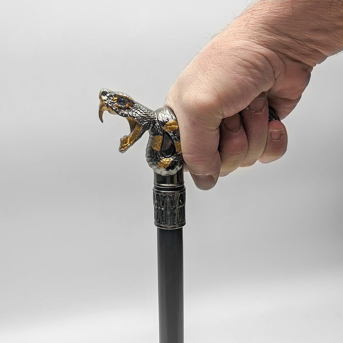 Treasure Gurus Silver Gold Metal llamativo Viper Snake Eyes Walking Bastón 2 piezas Eje de acero Hombres Mujeres Senderismo Bastón