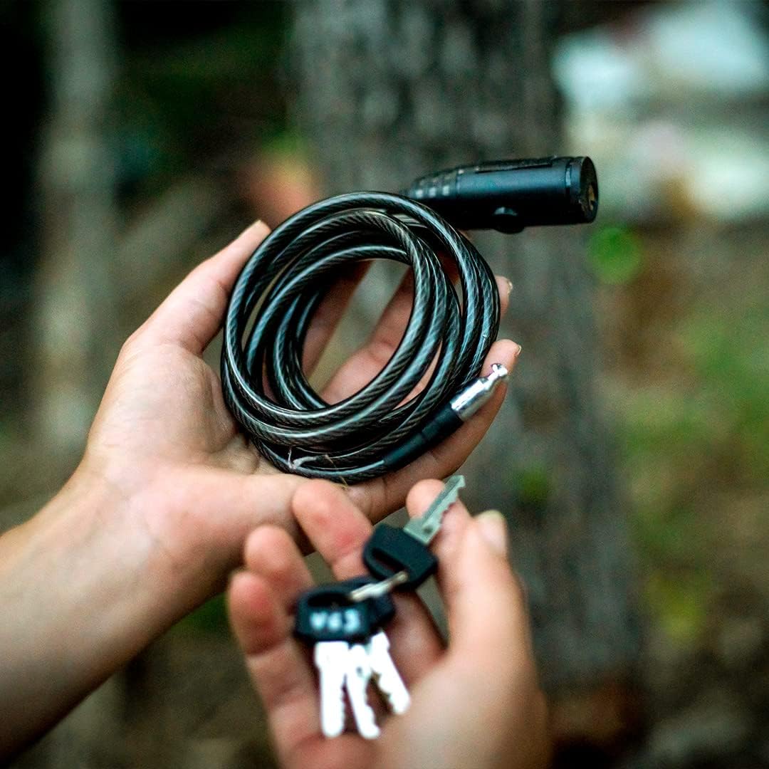 Vosker Candado de cable de seguridad para cámara de seguridad con 2 llaves, acero trenzado flexible, 6 pies de largo, soporte universal para cámara