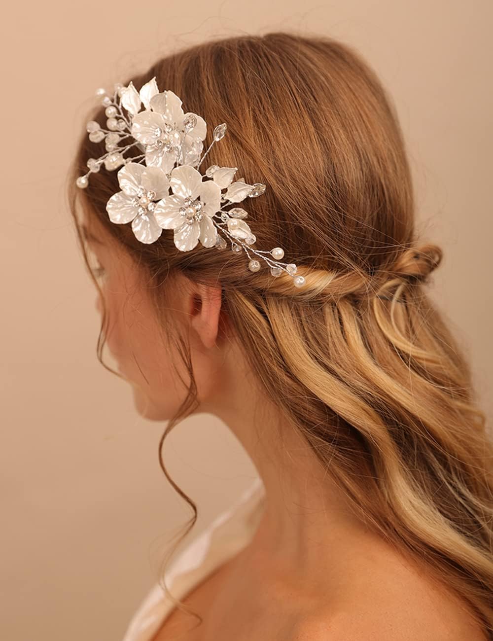 Jumwrit Pinza para el pelo nupcial con diamantes de imitación, pinza de pelo de flor blanca para novias, damas de honor, tocado de perlas hechas a