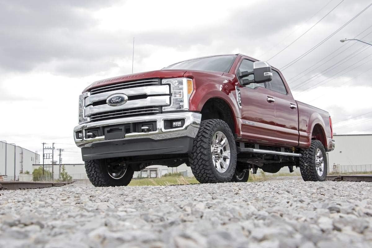 Rough Country Kit de elevación de 3 pulgadas para Ford F-250 Super Duty 2017-2022  Diesel – 50221