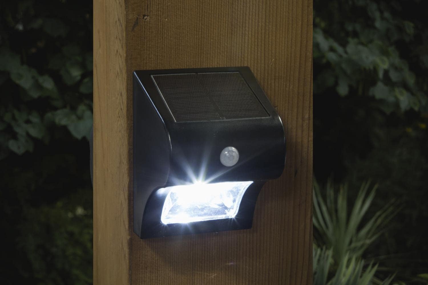Classy Caps SL133 – Lámpara solar de pared y cubierta con sensor de movimiento, color blanco