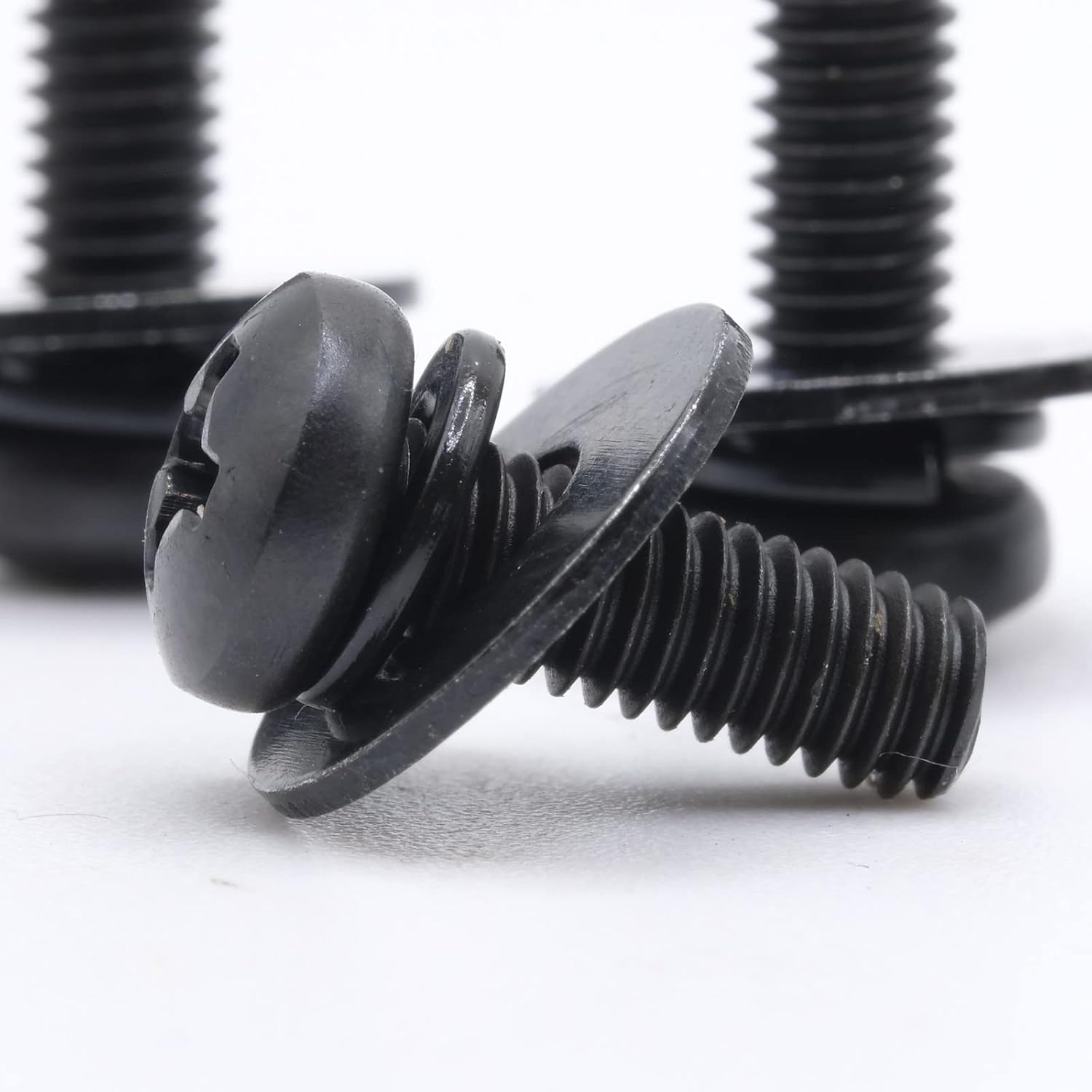Tornillos de montaje en pared compatibles con Vizio D32h-G9